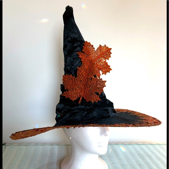 Witch hat Black & green spiders and butterfly sparkle covered broom top & bottom - Picture 10 of 15